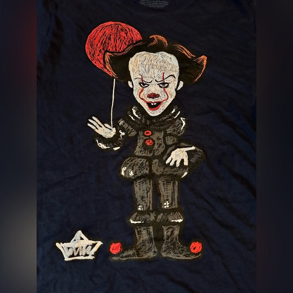 It Shirt - Picture 2 of 4